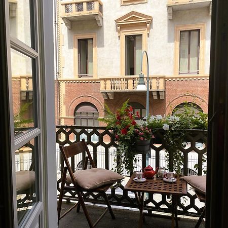 Apartamento Emozione Torino - Affascinante, Silenzioso, In Palazzo D'Epoca Pressi Piazza Solferino Exterior foto