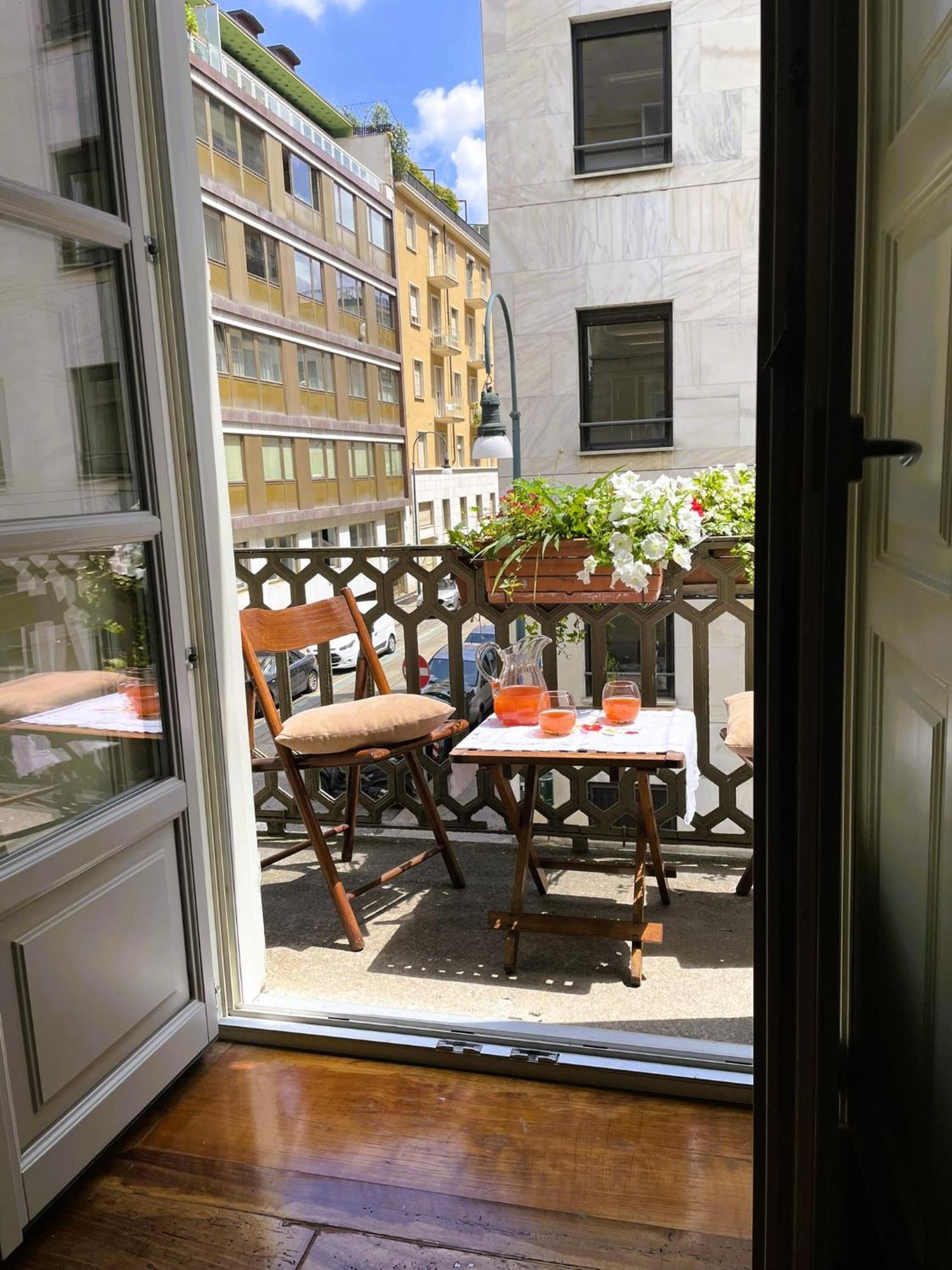 Apartamento Emozione Torino - Affascinante, Silenzioso, In Palazzo D'Epoca Pressi Piazza Solferino Exterior foto